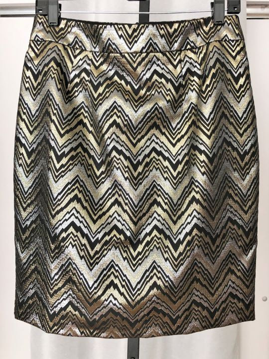 Zigzag metallic clearance skirt