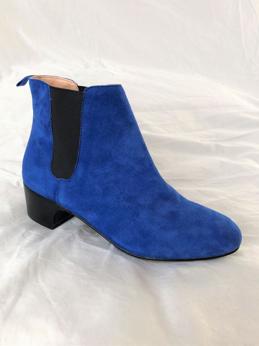 royal blue boots