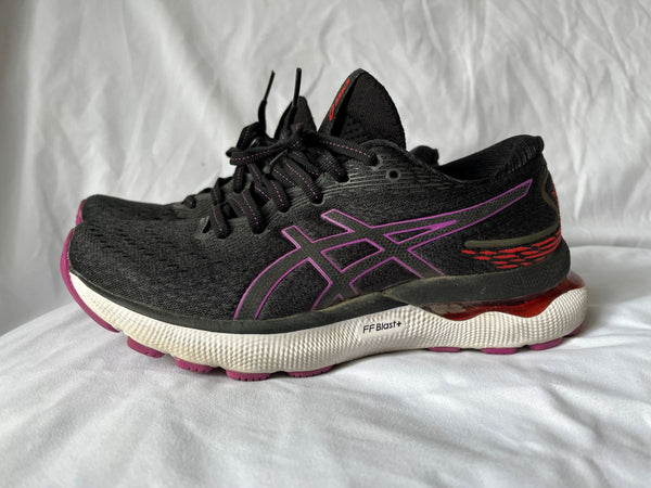 Asics Size 6.5 Gel Nimbus 24 Running Shoes