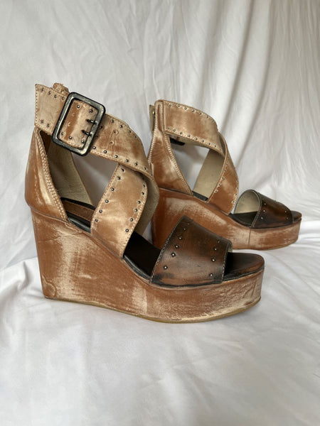 Freebird Size 9 Terra Brown Wedge Sandals