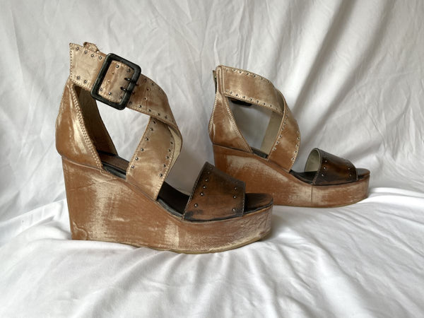 Freebird Size 9 Terra Brown Wedge Sandals