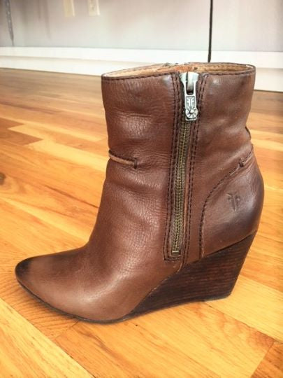 Frye Size 5.5 Regina Brown Leather Ankle Boots