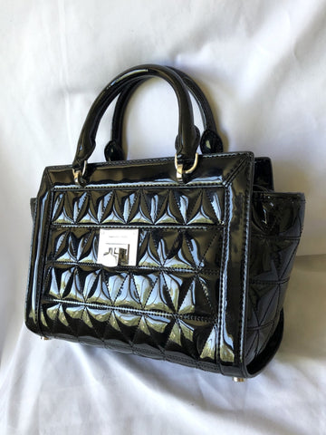 Quilted dissona black, Women's Fashion, Bags & Wallets, Cross-body