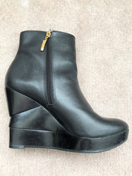 Diane von Furstenberg Size 7.5 Black Opalista Leather Platform Boots