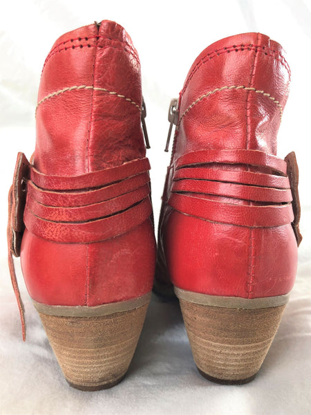 Khris Size 5.5 Red Leather Bootie