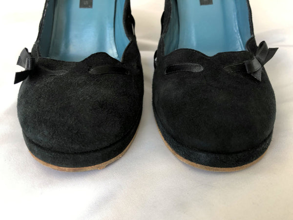 Marc Jacobs Size 7.5 Navy Suede Ribbon Pumps