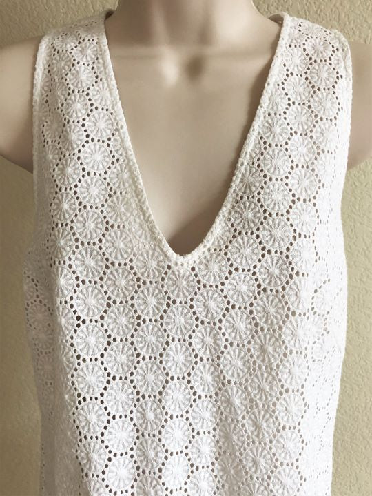 Selling Rag & Bone white lace Tank