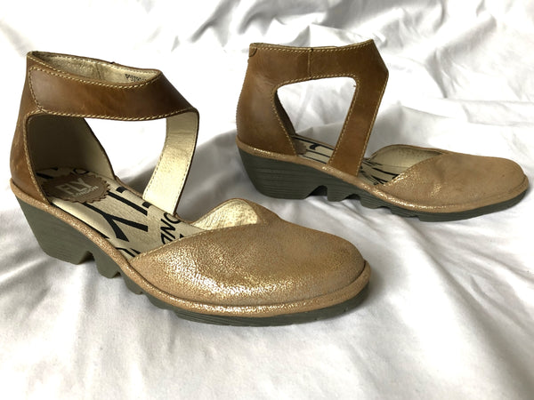 Fly London Size 6 Pats Gold Ankle Strap Sandals